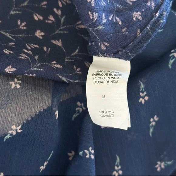 Lucky Brand Top Womens Size M Dark Blue Floral Boho Peasant Button Flowy Blouse - Picture 9 of 13